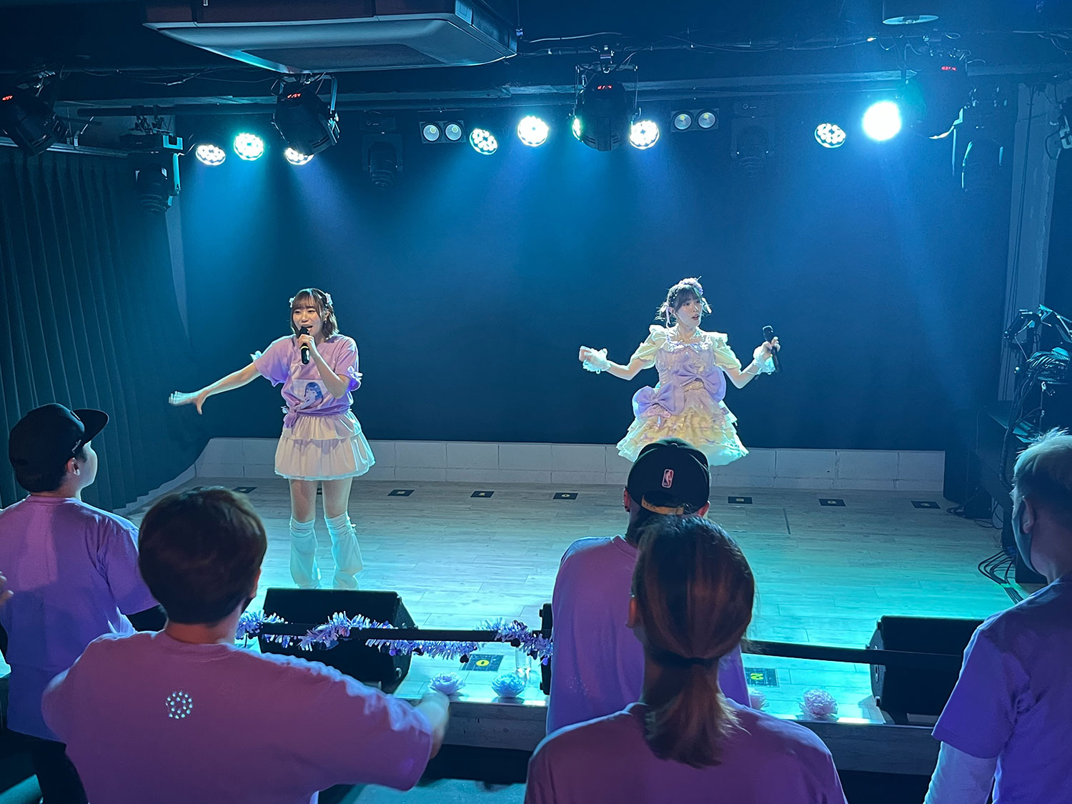 リリースイベントを演出する見やすいステージ