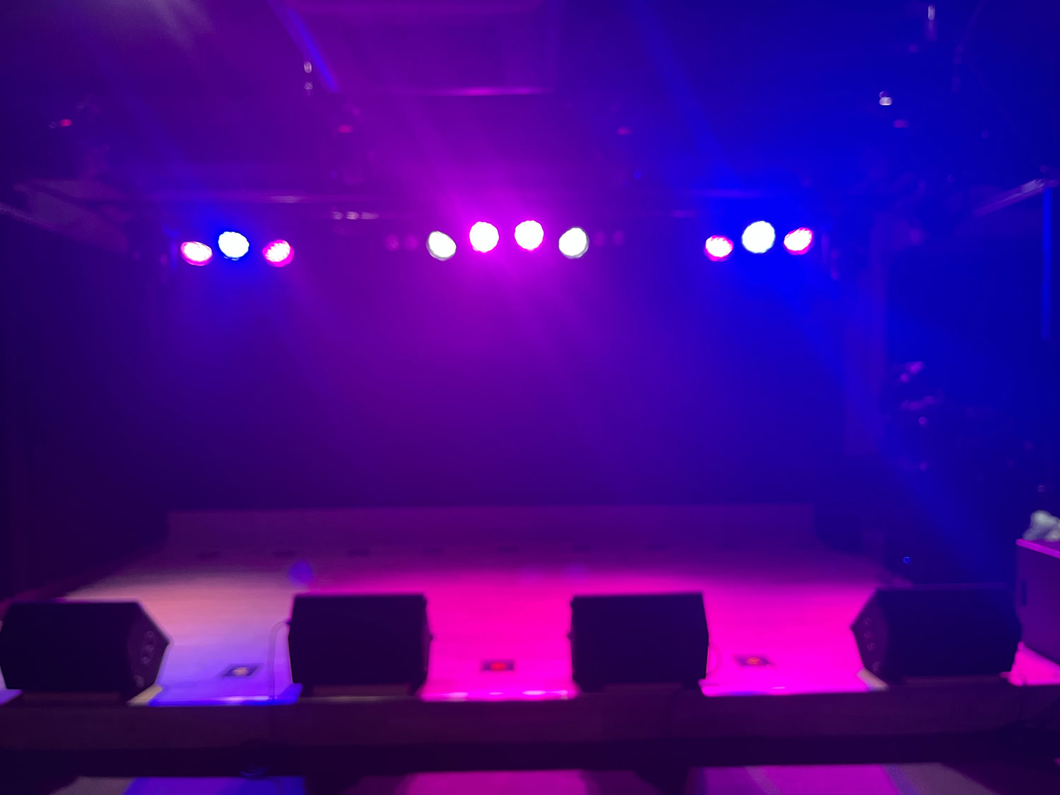 プロ仕様の設備でアイドルのパフォーマンスを最大限に引き立てる